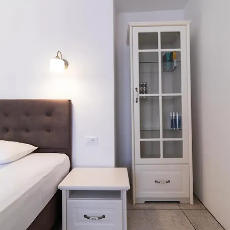 Apartman Crystal Sea Sutivan