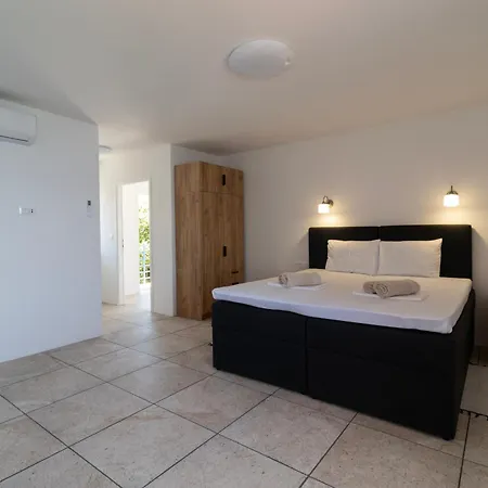 Crystal Sea Apartment