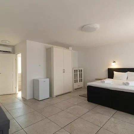 Crystal Sea Apartment